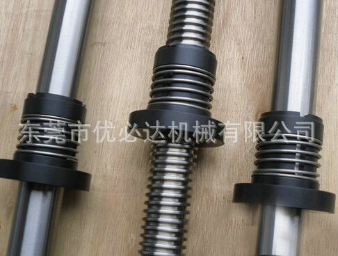 加硬梯形絲桿跟相同對比較為直觀(guān)的差異